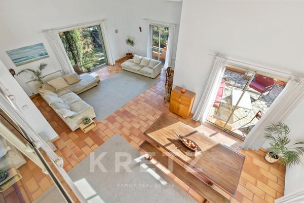 Maison d'architecte à Villeneuve de près de 290m2