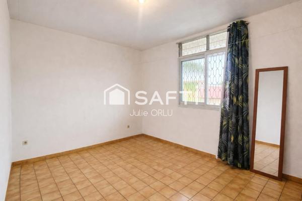 Maison mitoyenne - 3 chambres - Terrain 233m²