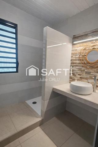 Maison mitoyenne - 3 chambres - Terrain 233m²