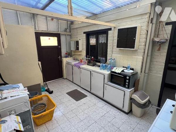En exclusivité chez votre Notaire, maison de ville à rafraichir sur Dunkerque Saint Pol sur Mer...