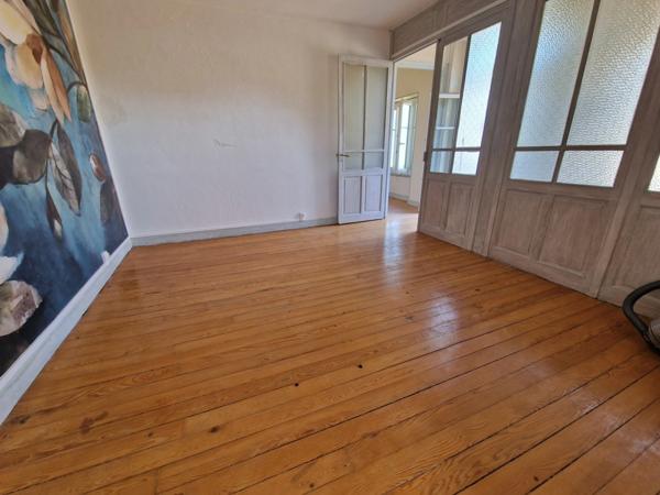MAISON avec DEPENDANCE à vendre 3 pièces VITTEL (88) sur TERRAIN de 140 m²