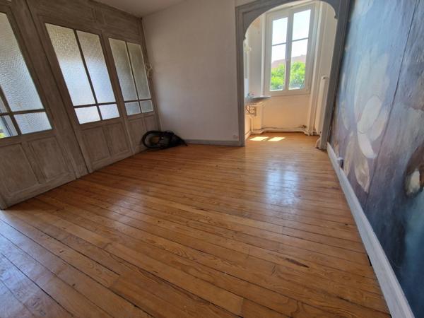 MAISON avec DEPENDANCE à vendre 3 pièces VITTEL (88) sur TERRAIN de 140 m²