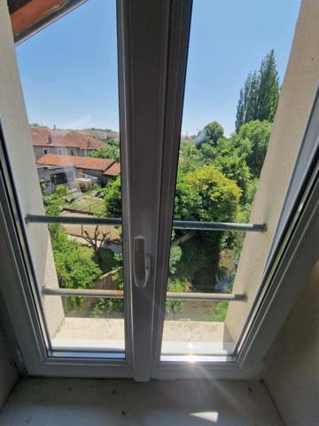 MAISON avec DEPENDANCE à vendre 3 pièces VITTEL (88) sur TERRAIN de 140 m²