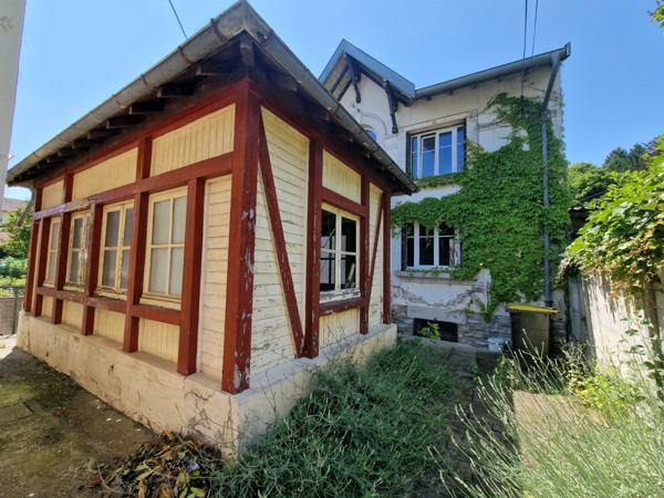 MAISON avec DEPENDANCE à vendre 3 pièces VITTEL (88) sur TERRAIN de 140 m²