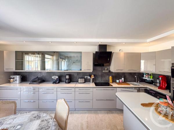 Appartement T4 à vendre  4 pièces - 72,33 m2 CAVALAIRE SUR MER - 83