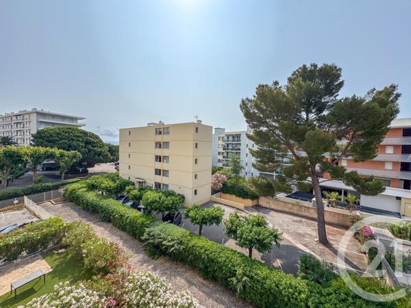Appartement T4 à vendre  4 pièces - 72,33 m2 CAVALAIRE SUR MER - 83