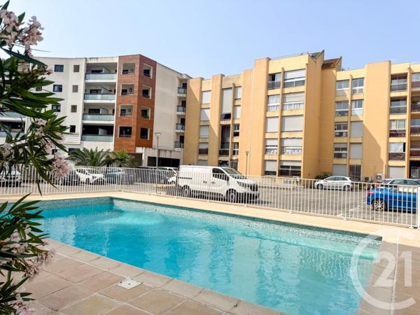 Appartement T4 à vendre  4 pièces - 72,33 m2 CAVALAIRE SUR MER - 83