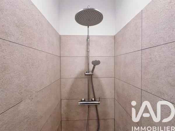 Location studio 25 m² Toulon