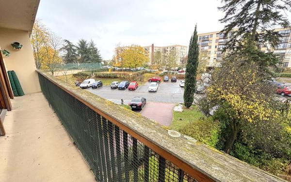 Appartement à vendre    3 pièces •  Ris-Orangis