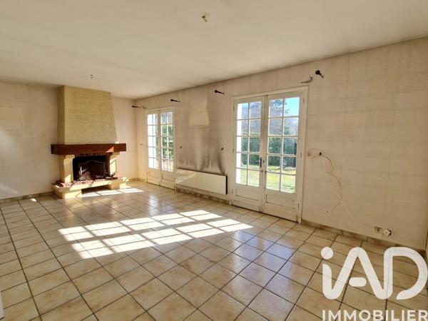 Maison à vendre 4 pièces 97 m² Saint-Pierre-du-Mont