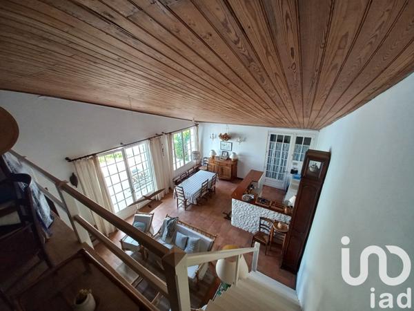 Maison traditionnelle 5 pièces de 141 m² à La Brée-les-Bains (17840)