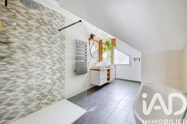 Maison à vendre 5 pièces 113 m² Le Perray-en-Yvelines