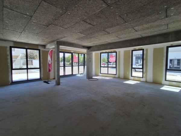 Angers, Hauts-de-Saint-Aubin Local commercial de 73m²