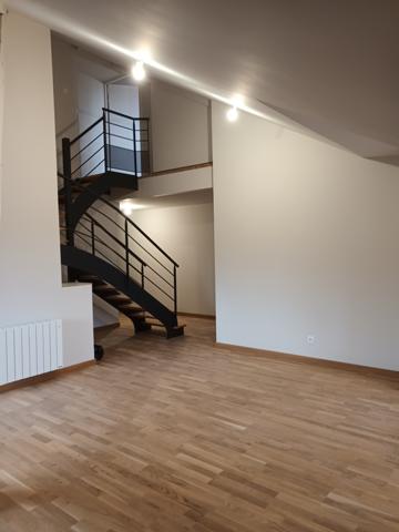 JARDIN DES PLANTES: T3 en duplex de 90.5 m² avec parking