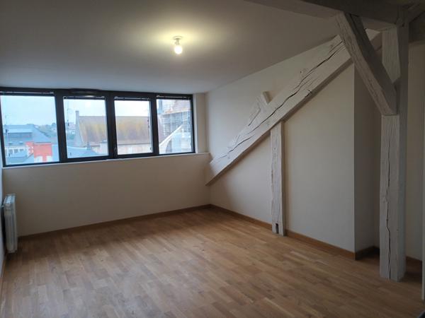 JARDIN DES PLANTES: T3 en duplex de 90.5 m² avec parking