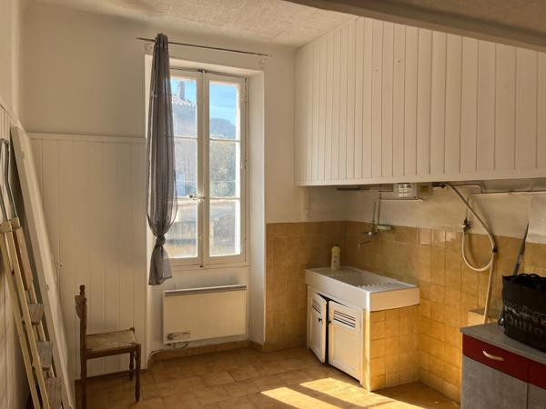 Marseille (13011) T3 ST MARCEL