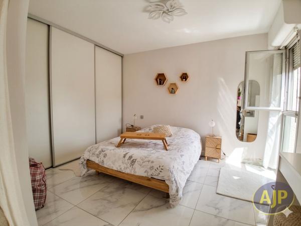 Vente appartement Saintes : 122 000 € - AJP Immobilier Saintes