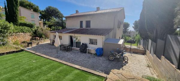 Maison  plain-pied  T3 Bandol avec jardin, vue mer