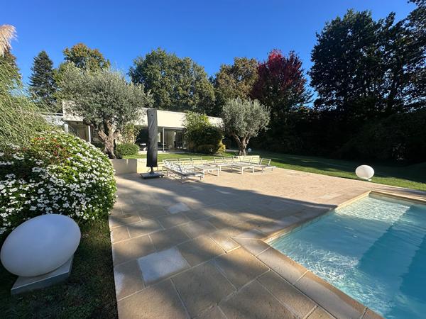 Maison 6 pièces d'exception de 268m2 , Gradignan Maison 6 pièces d'exception de 268m2 , Gradignan