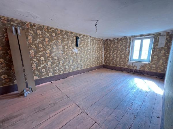 Immeuble à vendre TRAMAYES (71)