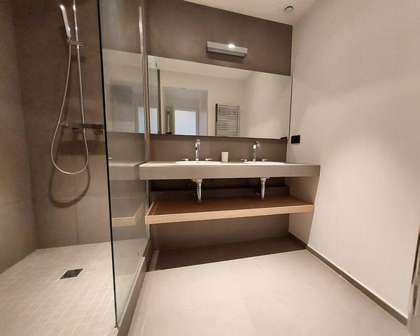 Grand Studio 42m² les pieds dans l'eau route des Sanguinaires vue mer Ajaccio (20000)