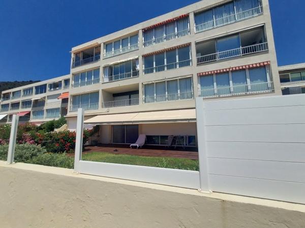 Grand Studio 42m² les pieds dans l'eau route des Sanguinaires vue mer Ajaccio (20000)