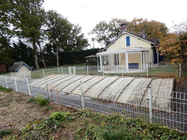 Maison avec sa dépendance et piscine entre Brezolles et Dreux