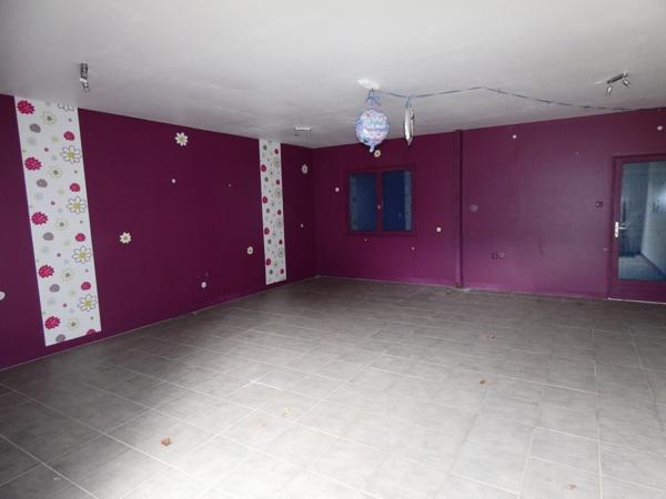 Maison avec sa dépendance et piscine entre Brezolles et Dreux