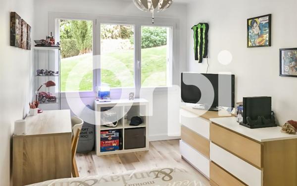 Appartement à louer    3 pièces • 66,11 m2 Versailles