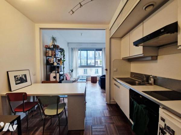 studio occupé rue de paradis