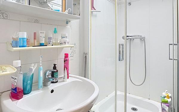 Appartement à vendre    1 pièce • 29,83 m2 Tours