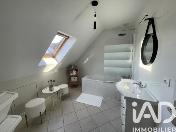 Maison à vendre 6 pièces 137 m² Triel-sur-Seine