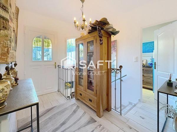 VILLA SAINT AYGULF (83370) 5 PIÈCES CLIMATISÉE  TOUT CONFORT - TERRASSE - PISCINE -