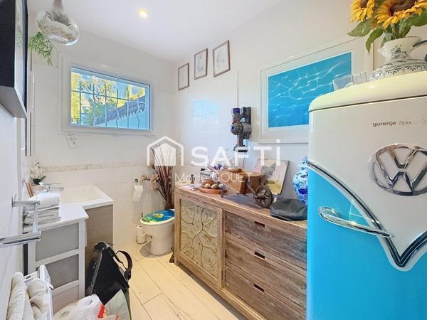 VILLA SAINT AYGULF (83370) 5 PIÈCES CLIMATISÉE  TOUT CONFORT - TERRASSE - PISCINE -