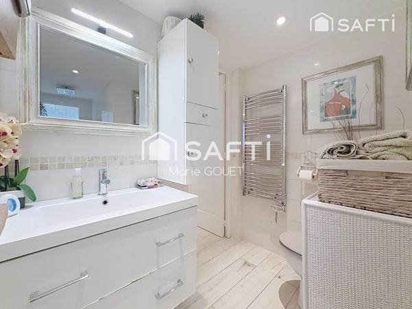 VILLA SAINT AYGULF (83370) 5 PIÈCES CLIMATISÉE  TOUT CONFORT - TERRASSE - PISCINE -