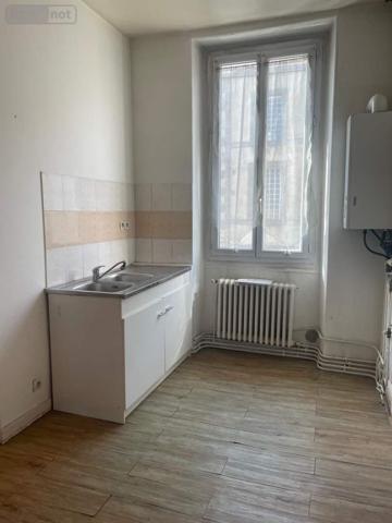 Immeuble à vendre à Mayenne en Mayenne (53100), ref : 046/857