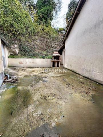 A vendre Maison, Dreux 4 pièces 3 chambres 70 m2 , proche commerces et écoles avec garage fermé et cour privative