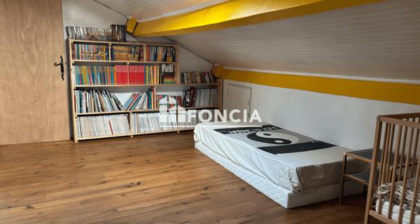 À vendre Maison 6 pièces 163.73 m² - Aiglun 04510