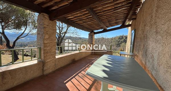 À vendre Maison 6 pièces 163.73 m² - Aiglun 04510