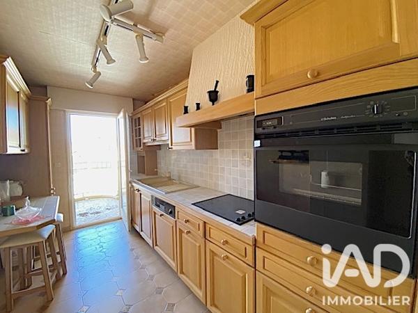 Appartement à vendre 4 pièces 98,48 m² Fréjus