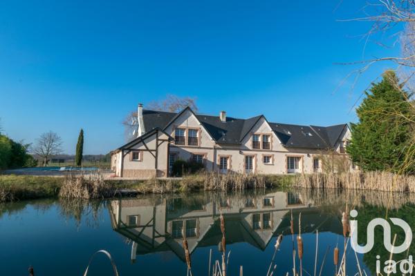 Maison rustique 12 pièces de 418 m² à Ouzouer-sur-Loire (45570)