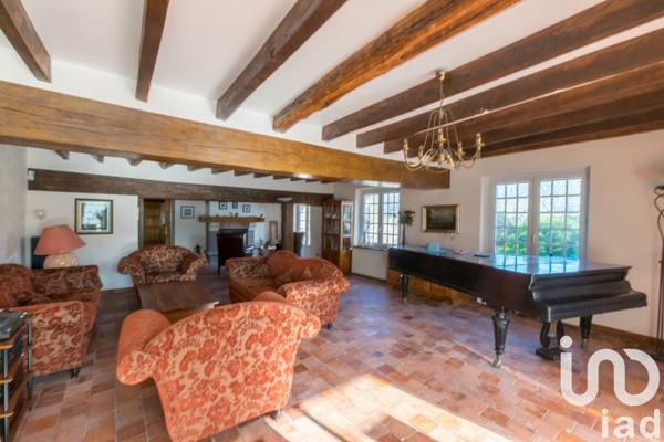 Maison rustique 12 pièces de 418 m² à Ouzouer-sur-Loire (45570)