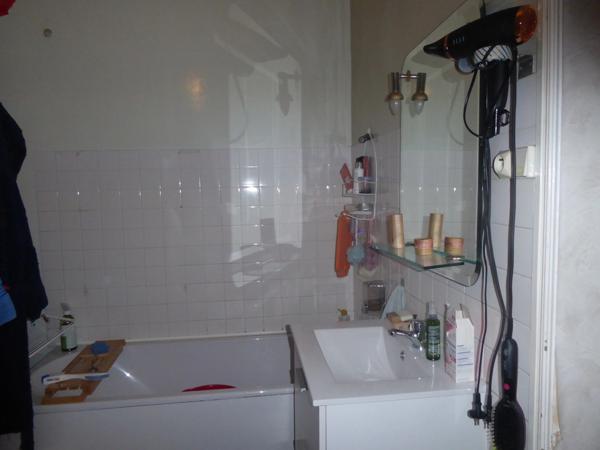 GRANDE MAISON AVEC SES 5 CHAMBRES ET SON JOLI TERRAIN