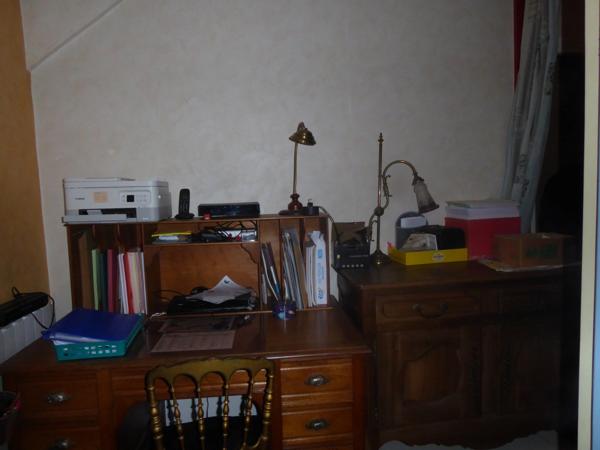 GRANDE MAISON AVEC SES 5 CHAMBRES ET SON JOLI TERRAIN