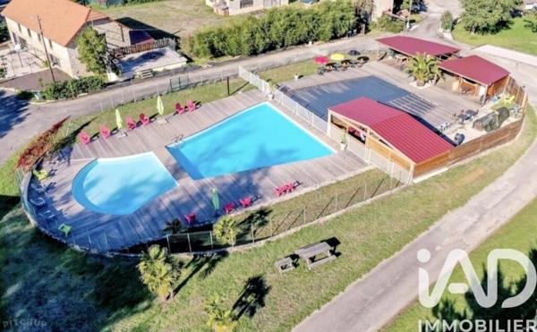 Chambres d’hôtes, Gîtes​ à vendre 806 m² Saint-Chamarand