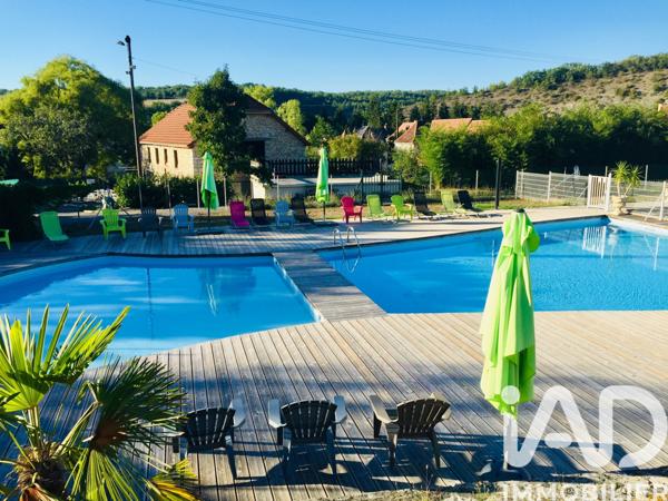 Chambres d’hôtes, Gîtes​ à vendre 806 m² Saint-Chamarand