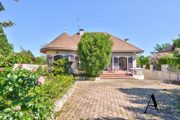Décines Charpieu | Villa de 164 m² avec jardin et vaste sous-sol Decines charpieu Décines Charpieu | Villa de 164 m² avec jardin et vaste sous-sol Decines charpieu
