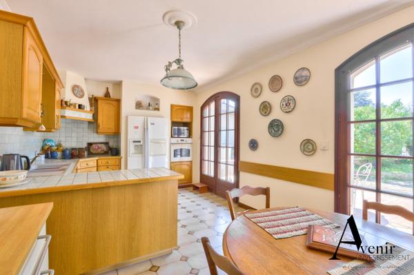 Décines Charpieu | Villa de 164 m² avec jardin et vaste sous-sol Decines charpieu Décines Charpieu | Villa de 164 m² avec jardin et vaste sous-sol Decines charpieu