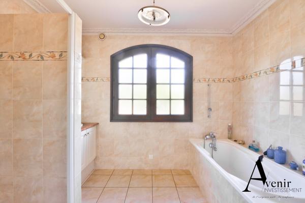 Décines Charpieu | Villa de 164 m² avec jardin et vaste sous-sol Decines charpieu Décines Charpieu | Villa de 164 m² avec jardin et vaste sous-sol Decines charpieu