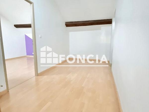 Location Appartement 5 pièces 110.91 m² - 5 PLACE ST MARTIN Remilly 57580